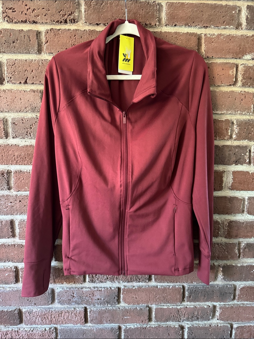 Women’s Zip-Front Jacket in Burgundy